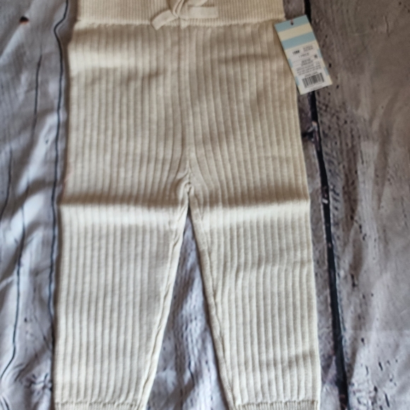 Beige bubble knit baby set cat and Jack 18 months - Picture 7 of 11